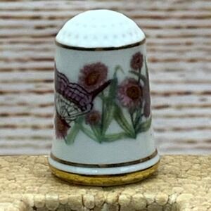 Franklin Porcelain‎ The Waiter Texas Thimble Butterfly Floral Collectible